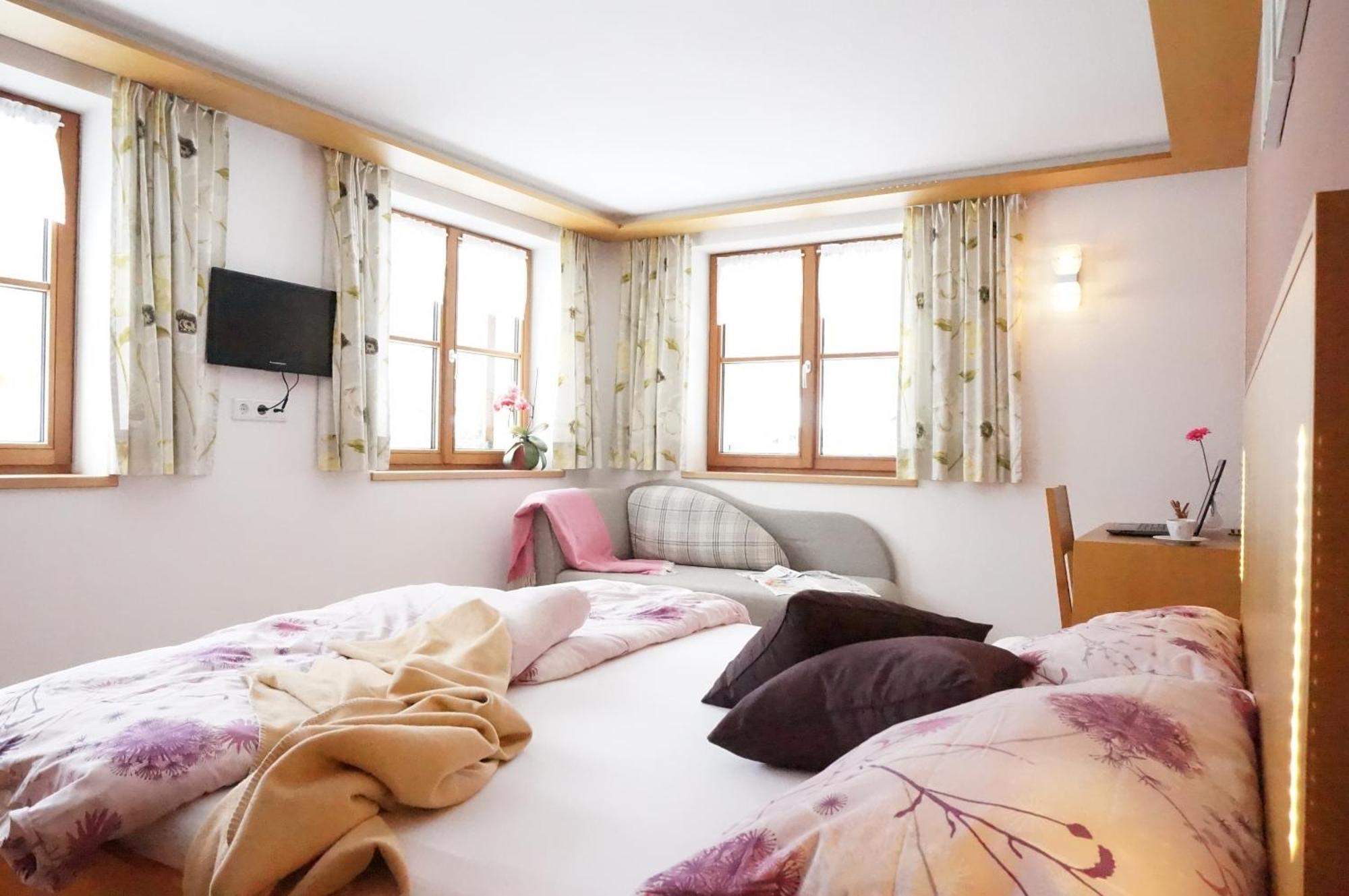 Hotel Haus Schwendinger Mellau Esterno foto